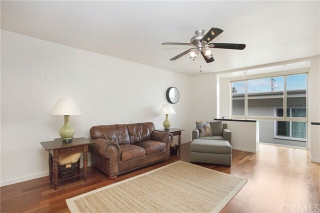 Foto del edificio - 530 Cliff Dr
