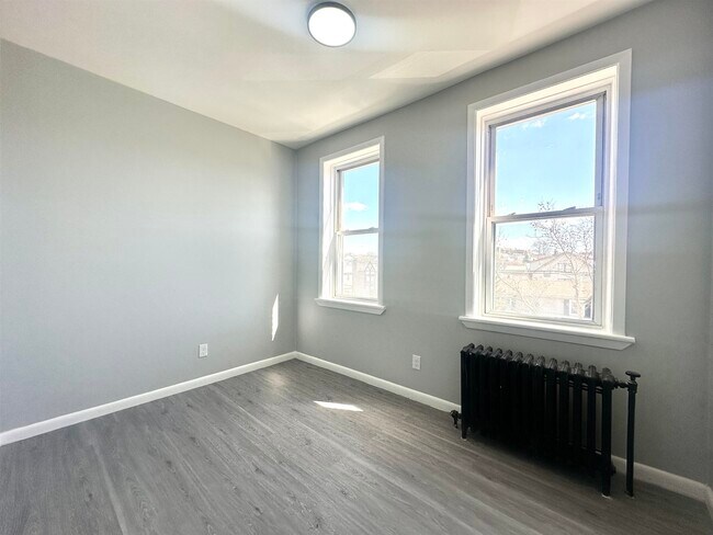 Foto del edificio - 115 Belgrove Dr