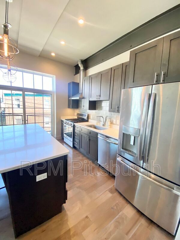 Foto del edificio - 622 Gross St