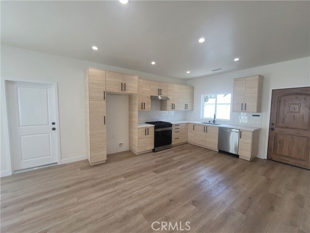 Building Photo - 16840 Los Alimos St