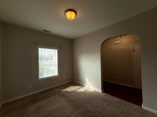 Building Photo - 4912 True Fews Cir