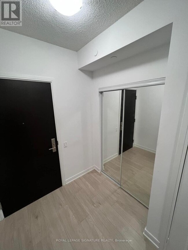 Building Photo - 8 Nahani Way