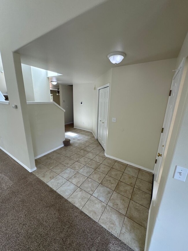 Building Photo - Available Now – Spacious 3 Bedroom, 2.5 Bath Home in a Prime Corvallis Location