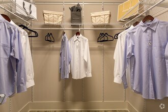 1BR,1BA - 662SF A1.1 - CLOSET - Modena