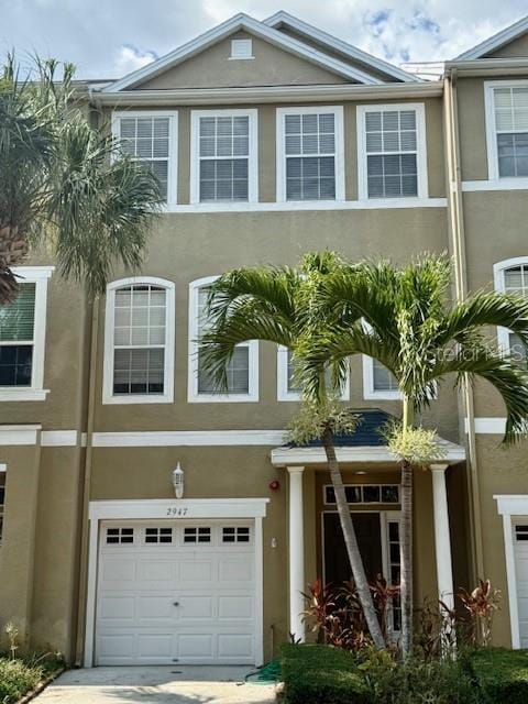 Building Photo - 2947 Pointeview Dr