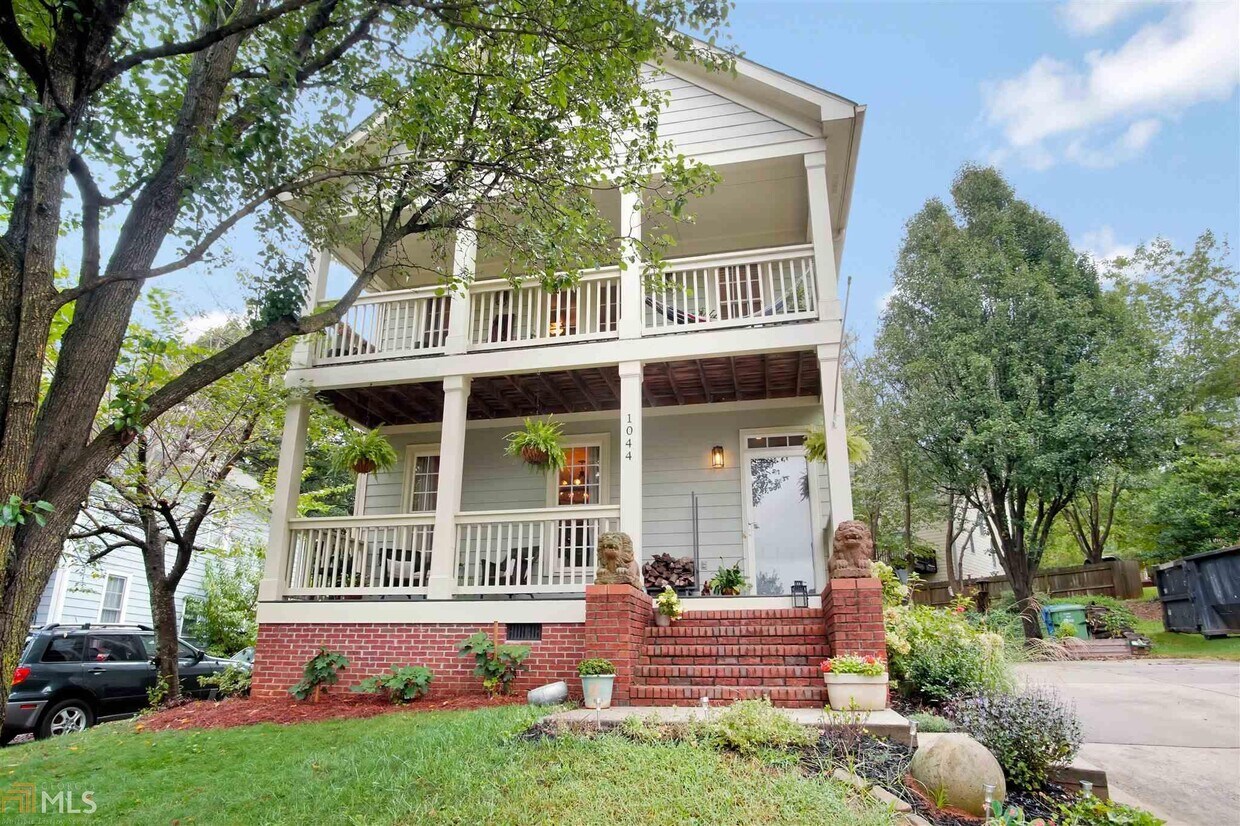Primary Photo - 1044 High Point Terrace SW