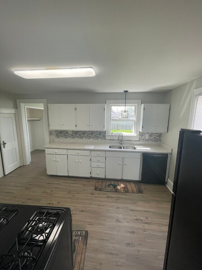 Foto del edificio - 2707 E Lynn St