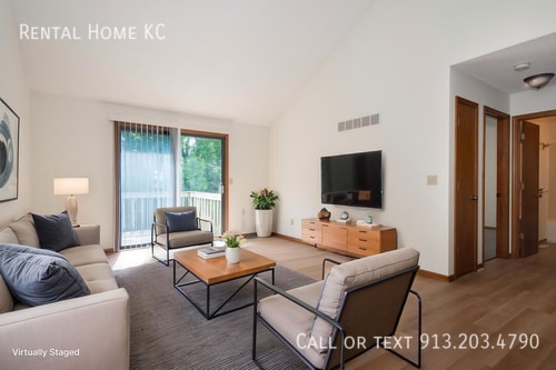 Building Photo - 4813 Woodward-