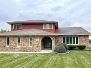 Building Photo - 11100 W 167th St