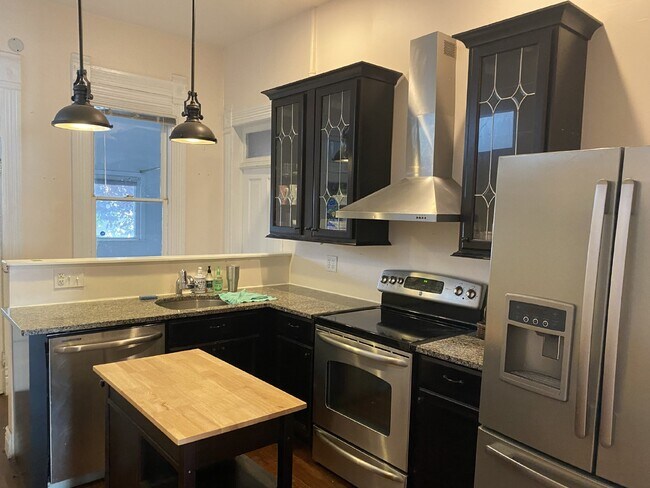 Building Photo - Beautiful Home for Rent