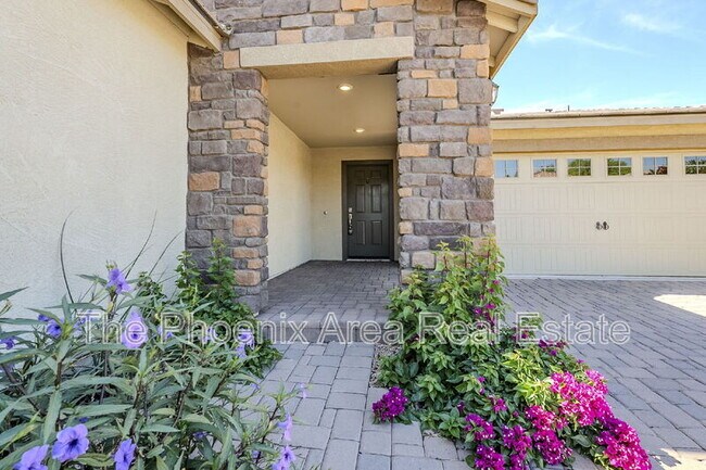 Building Photo - 3947 E Constitution Dr
