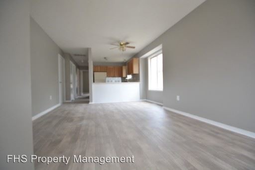 Foto principal - 814 S Broadway Ave