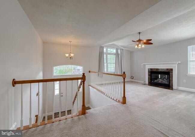 Foto del edificio - 46231 Sylvan Ct