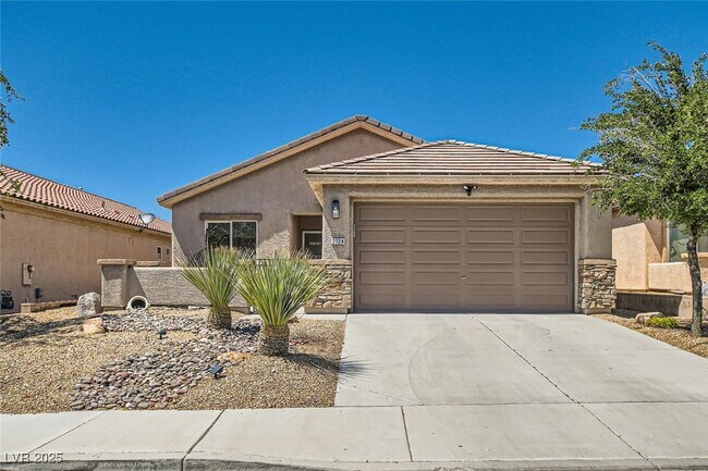 Building Photo - 2724 Mintlaw Ave