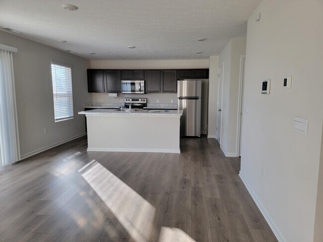 Building Photo - 924 Nelson Pl