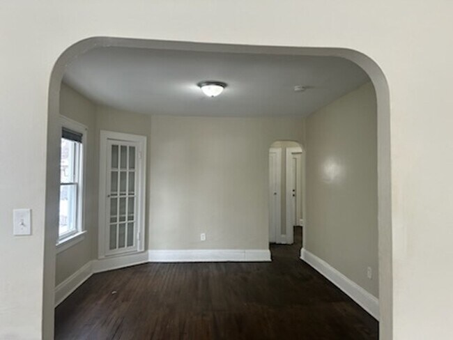 Building Photo - 11304 Thrush Ave