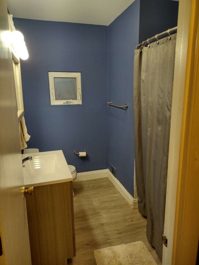 10350 Globe Dr, Ellicott City, MD 21042 House Rental in Ellicott City