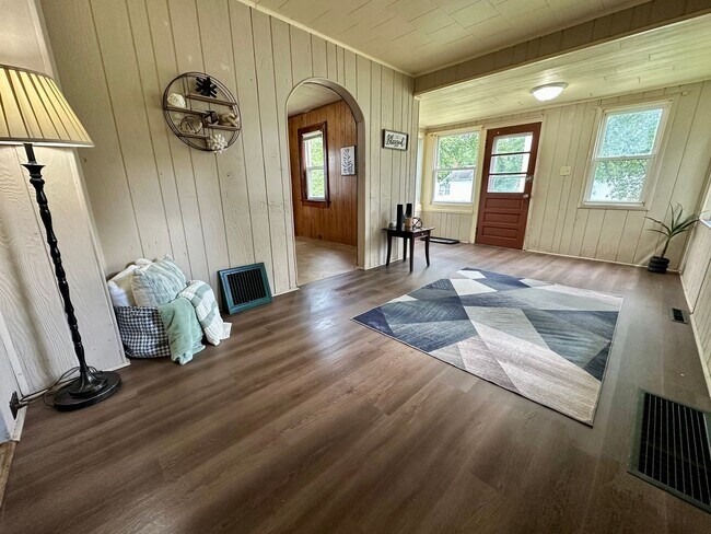 Foto del edificio - 1 bedroom, 1 bathroom home for rent in Wat...
