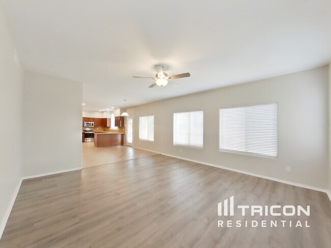 Foto del edificio - 1480 E Anna Dr