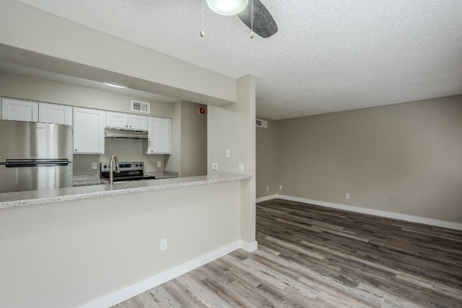 Photo - 3816 E McDowell Rd Apartment