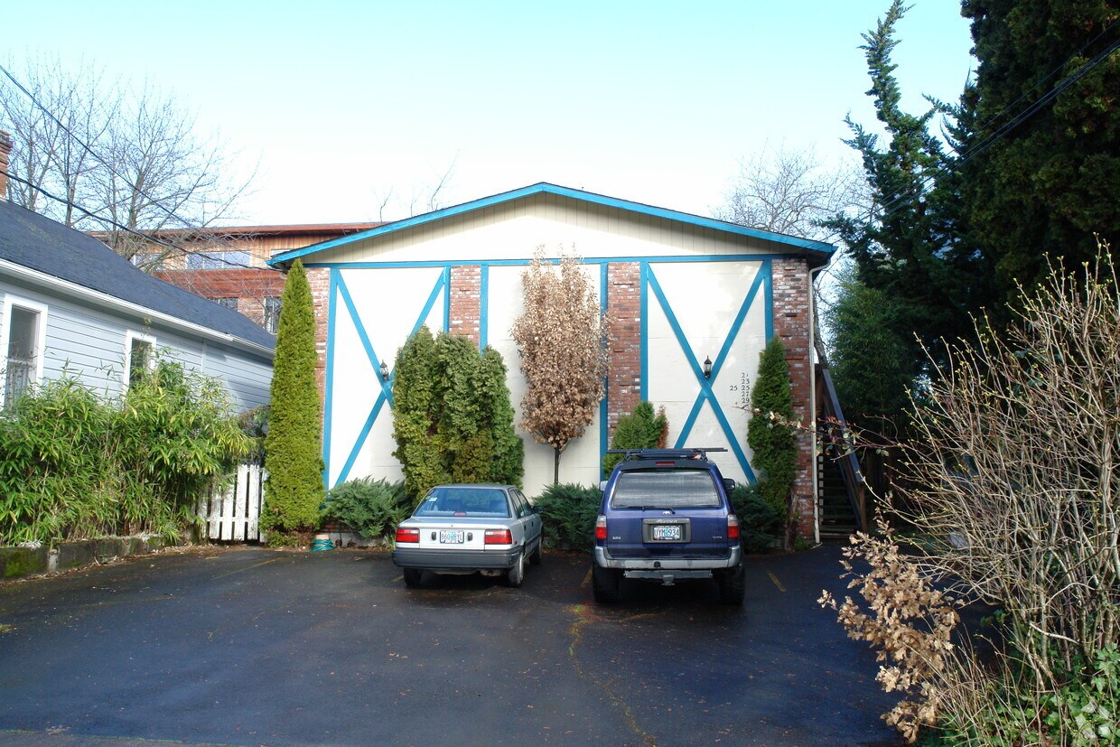 Foto del edificio - 2521-2529 NW Savier St