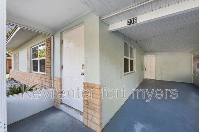 Building Photo - 236 Delray Ave