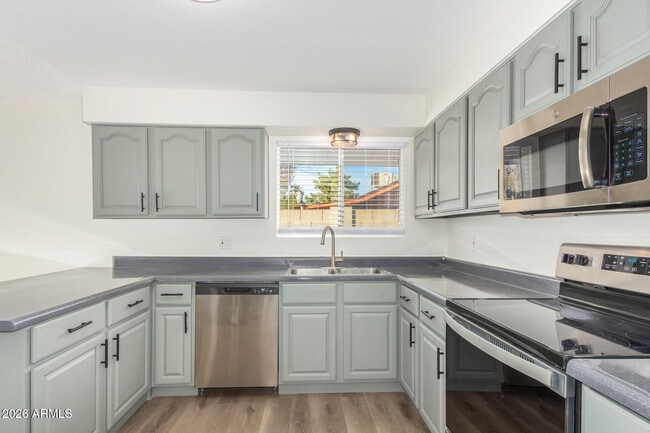 Foto del edificio - 4902 W Joyce Cir