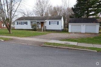 Building Photo - 19 Brookwood Dr