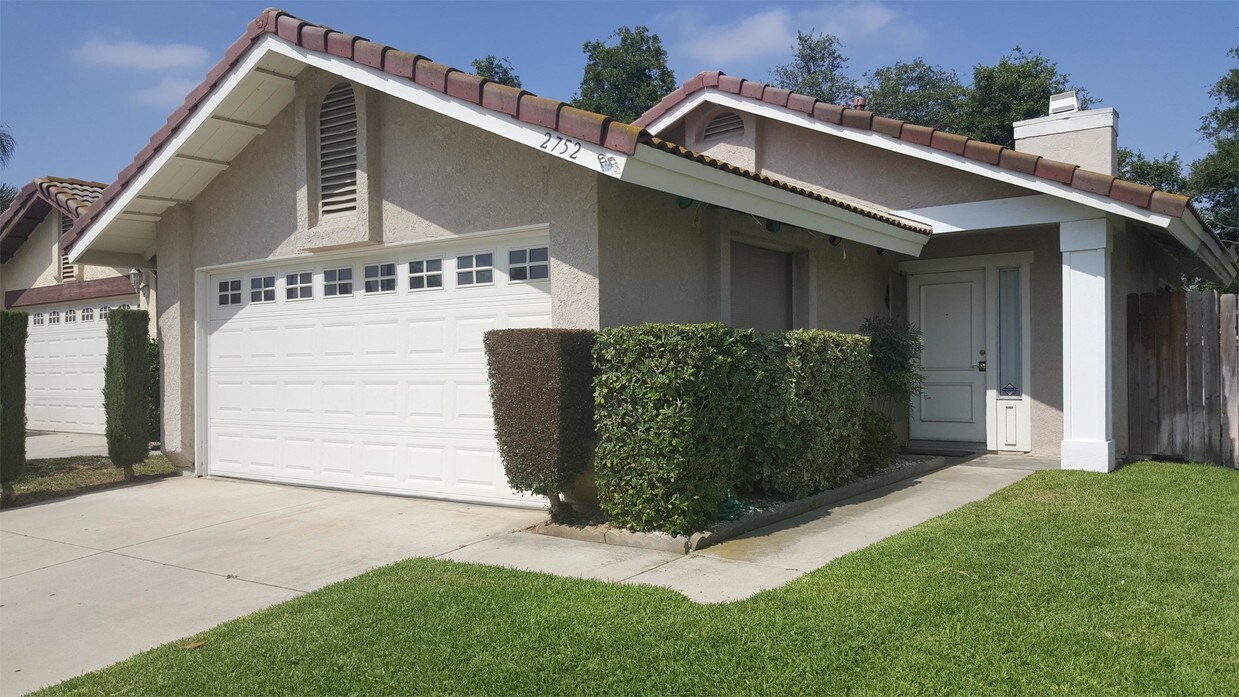 Foto principal - 2752 Moose Creek Ln