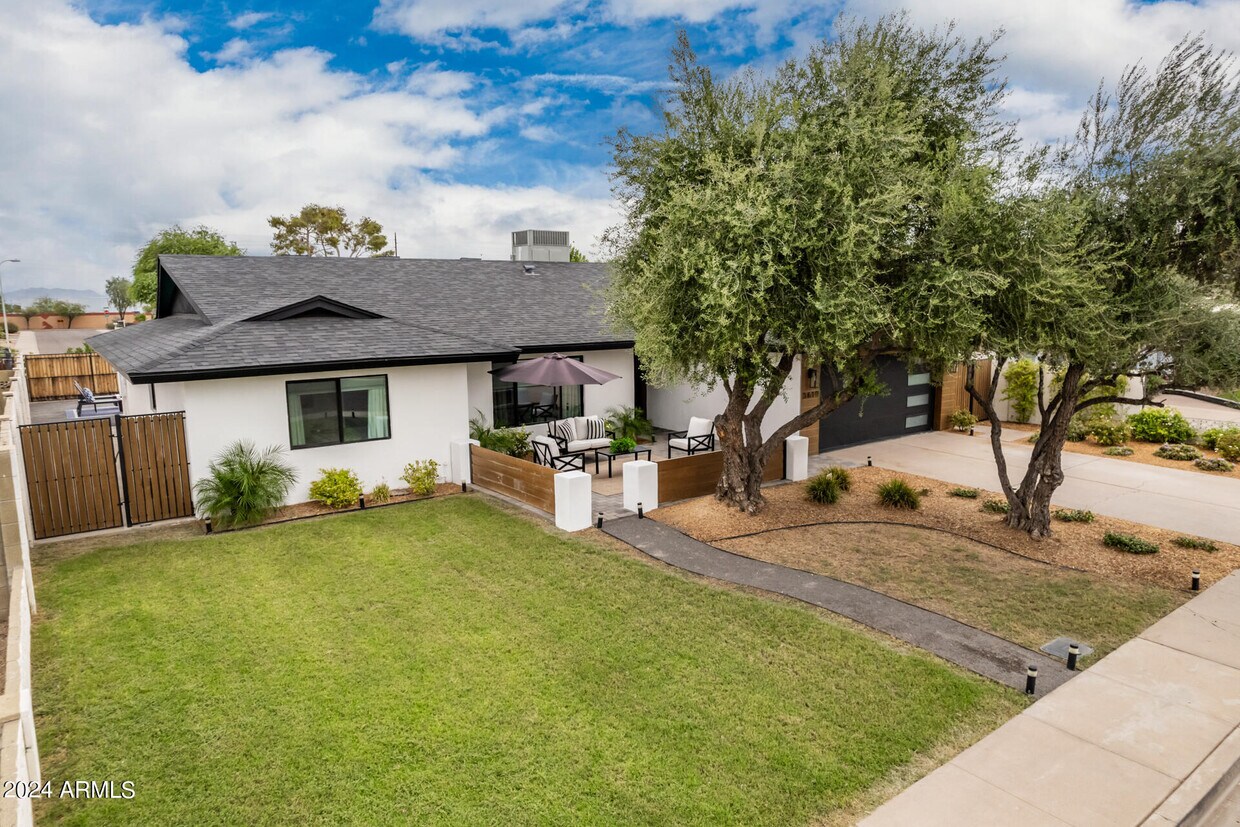 Foto principal - 3619 N 87th St