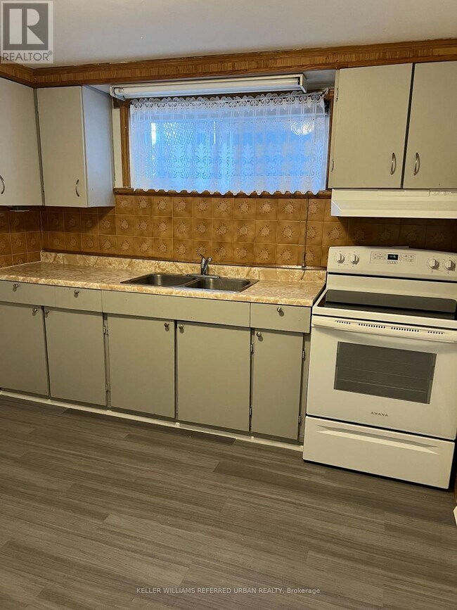 Photo du bâtiment - 9 Dalbeattie Ave