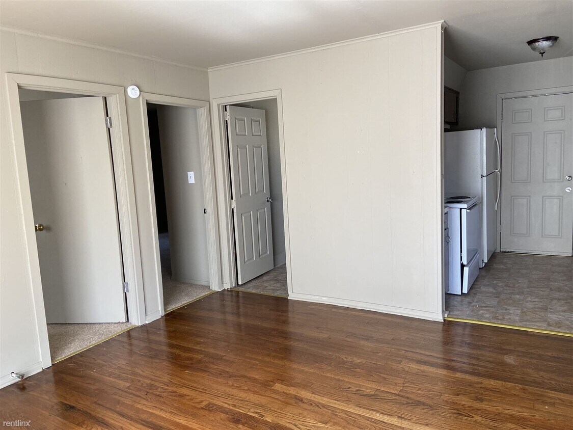 Building Photo - 2 br, 1 bath House - 2403 Holland St