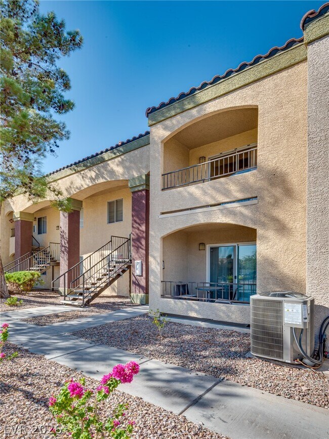 Foto del edificio - 7885 W Flamingo Rd