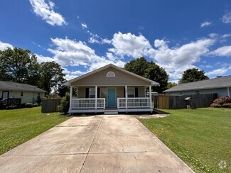 Building Photo - 164 Highland Ave