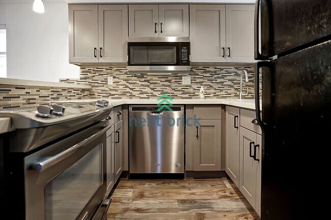 Building Photo - Spacious 1 Bed 1 Bath Condo for Rent!