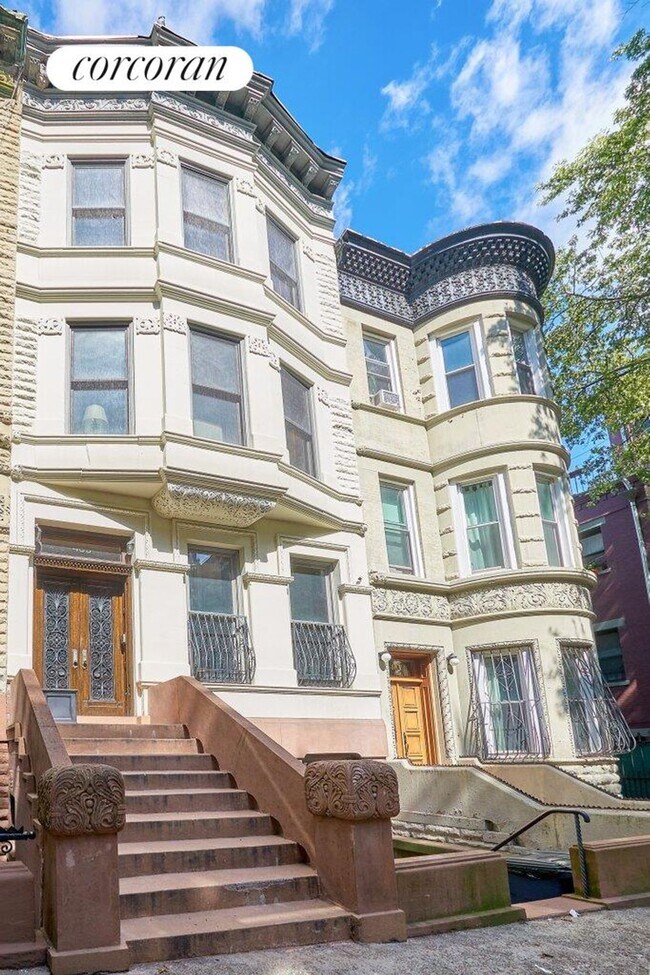 Building Photo - 405 W 148th St