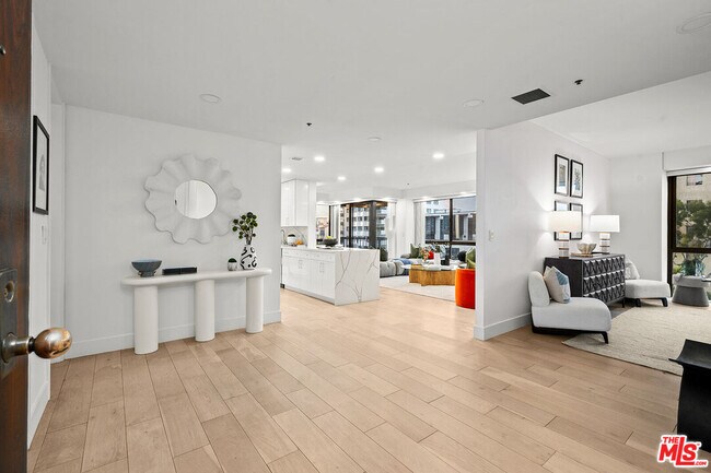 Foto del edificio - 10750 Wilshire Blvd