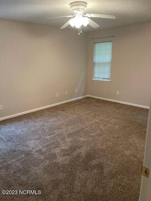 Foto del edificio - 521 Jimmies Creek Dr