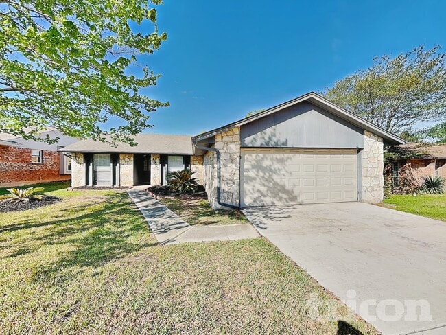 Foto del edificio - 4909 Tiffany Ln