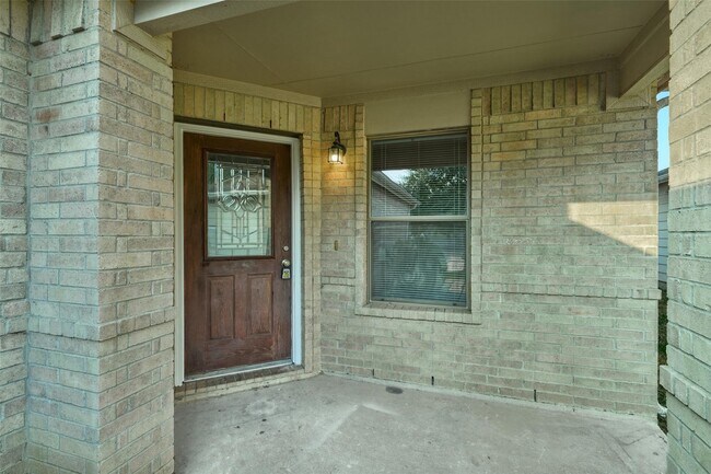 Building Photo - 3022 Swift Brook Glen Way