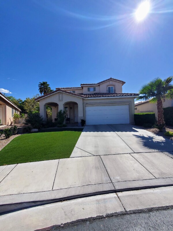 Foto del edificio - 2273 Surrey Meadows Ave