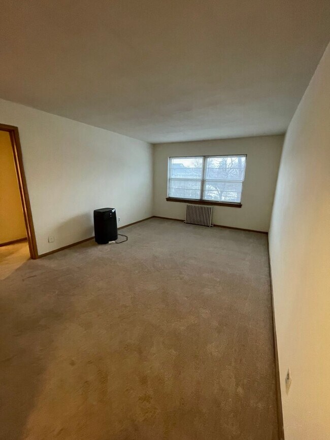 Foto del interior - 3551-3559 Huntington Ave S.