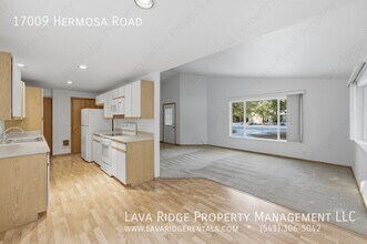 Building Photo - 17009 Hermosa Rd