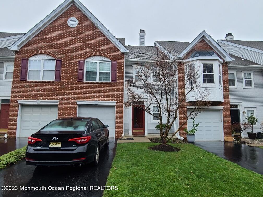 14 Painted Wagon Rd, Holmdel, NJ 07733 Condo for Rent in Holmdel, NJ