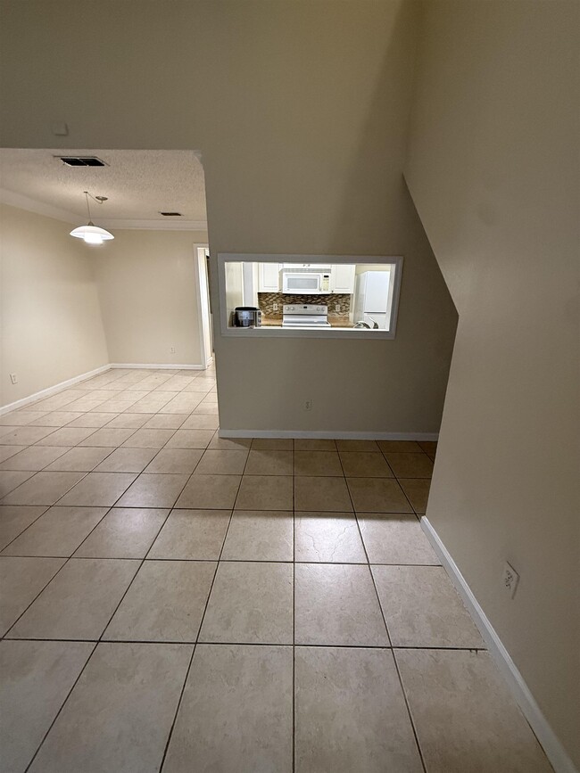Foto del edificio - 2477 Emerald Ridge Loop