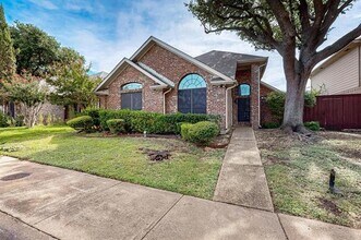 Building Photo - 18932 Westwood Pl