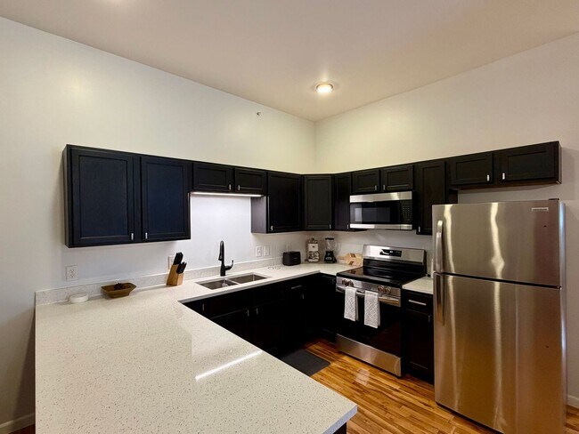 Foto del edificio - 719 N 3rd Ave