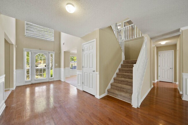 Foto del edificio - 1152 Stepping Stone Ln