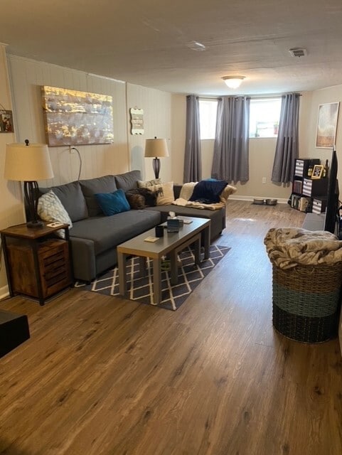 Building Photo - 849 N Damen Ave