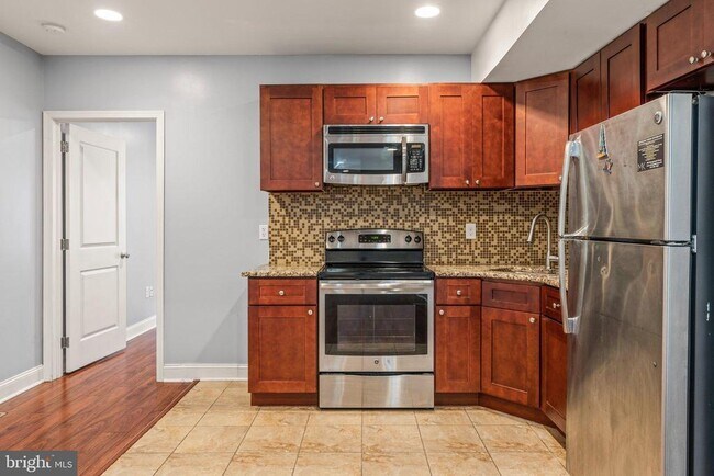 Foto del edificio - 1419 N 17th St